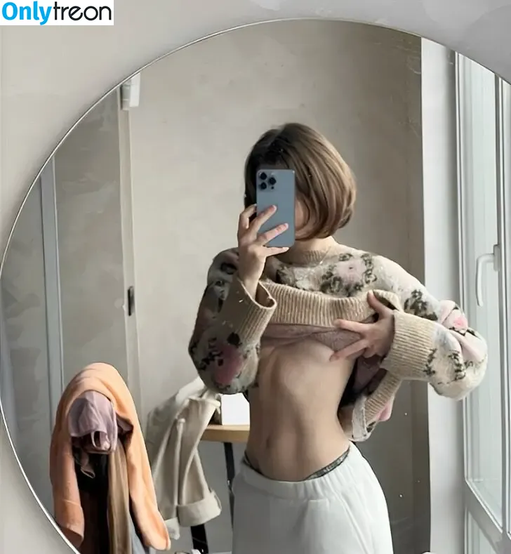 ahellenzita nude photo #0003 (hellenzinha)