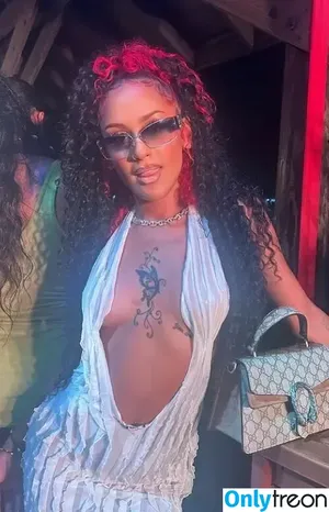 Ahnamac / itsahnamac nude photo #0001