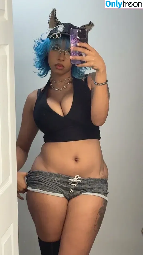 Ahquamarine nude photo #0495 (ahqua.marine)