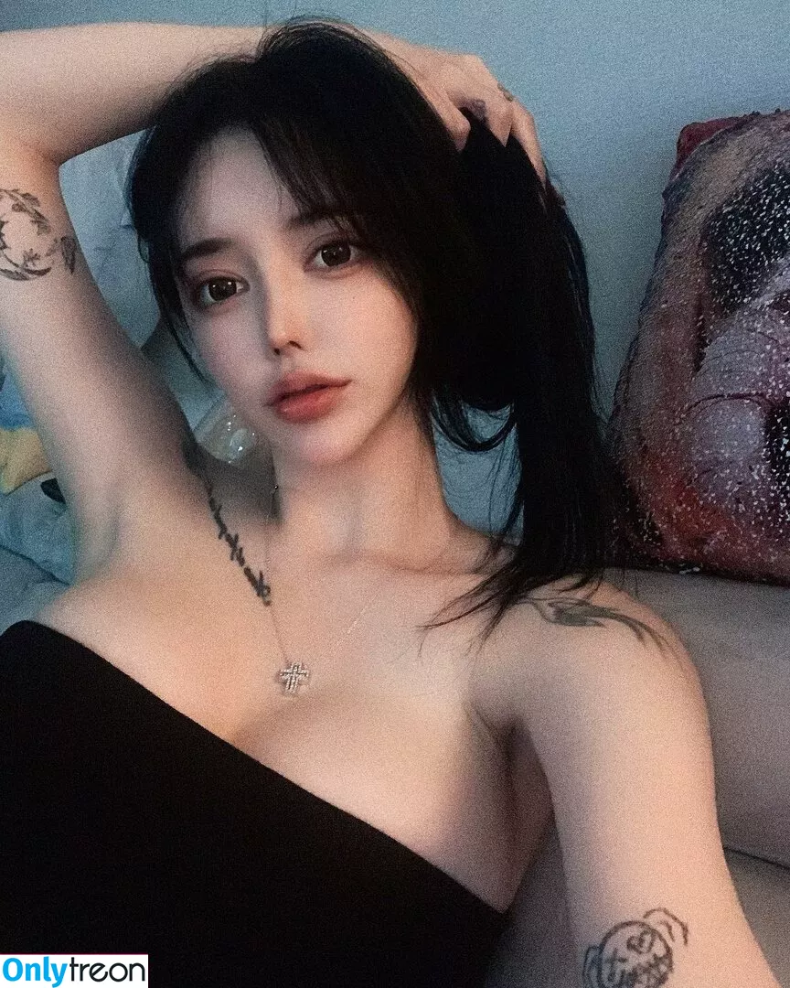 Ahyo12_07 голая photo #0006 (Ahyo12_07)