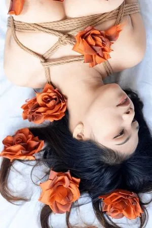 Ai Natsumi / aisthethicc / yaomami.17 фото голая #0008
