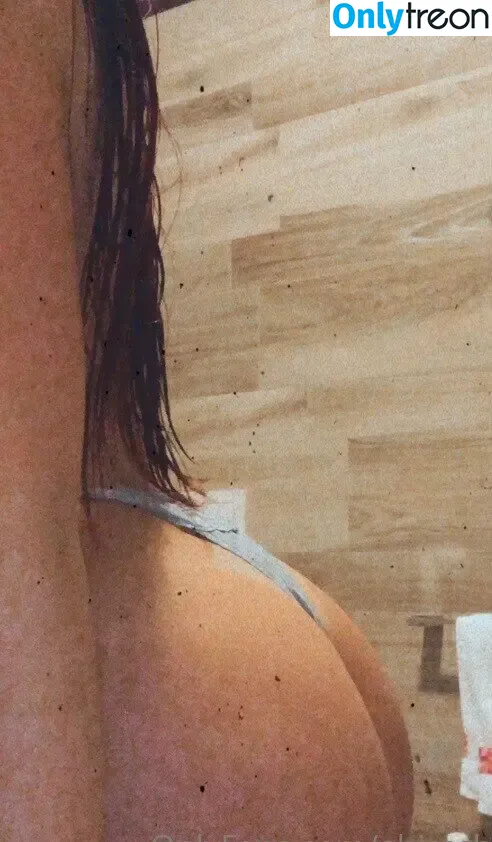 Aicha Bianchi nude photo #0032 (_abisssh_ / abisssh)