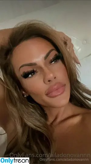 ailadonovannn / ailadonovaninc nude photo #0102