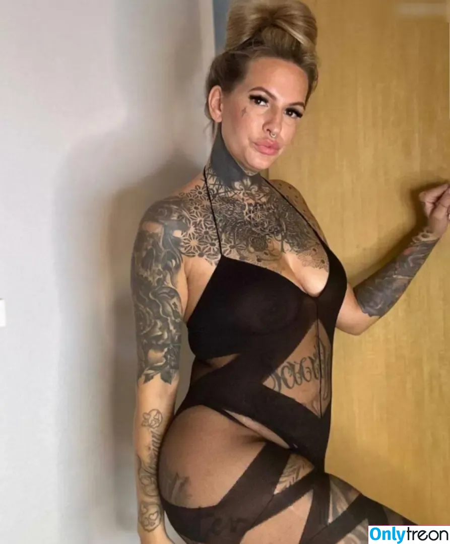 Aileen Ink nude photo #0011 (aileenink)