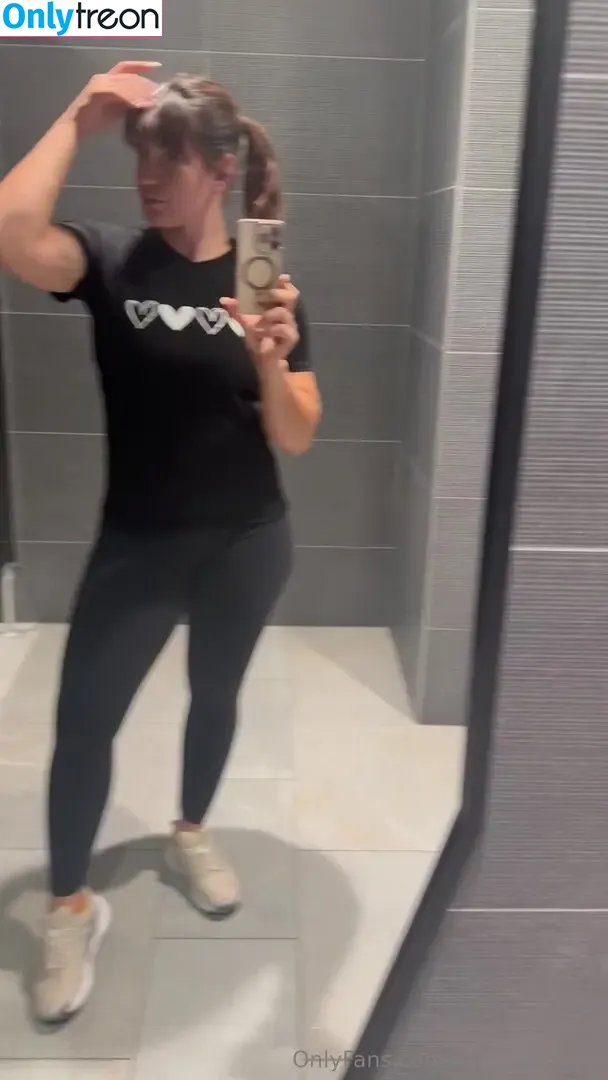 ailu.perez.ufc nude photo #0294 (ailinperezufc)