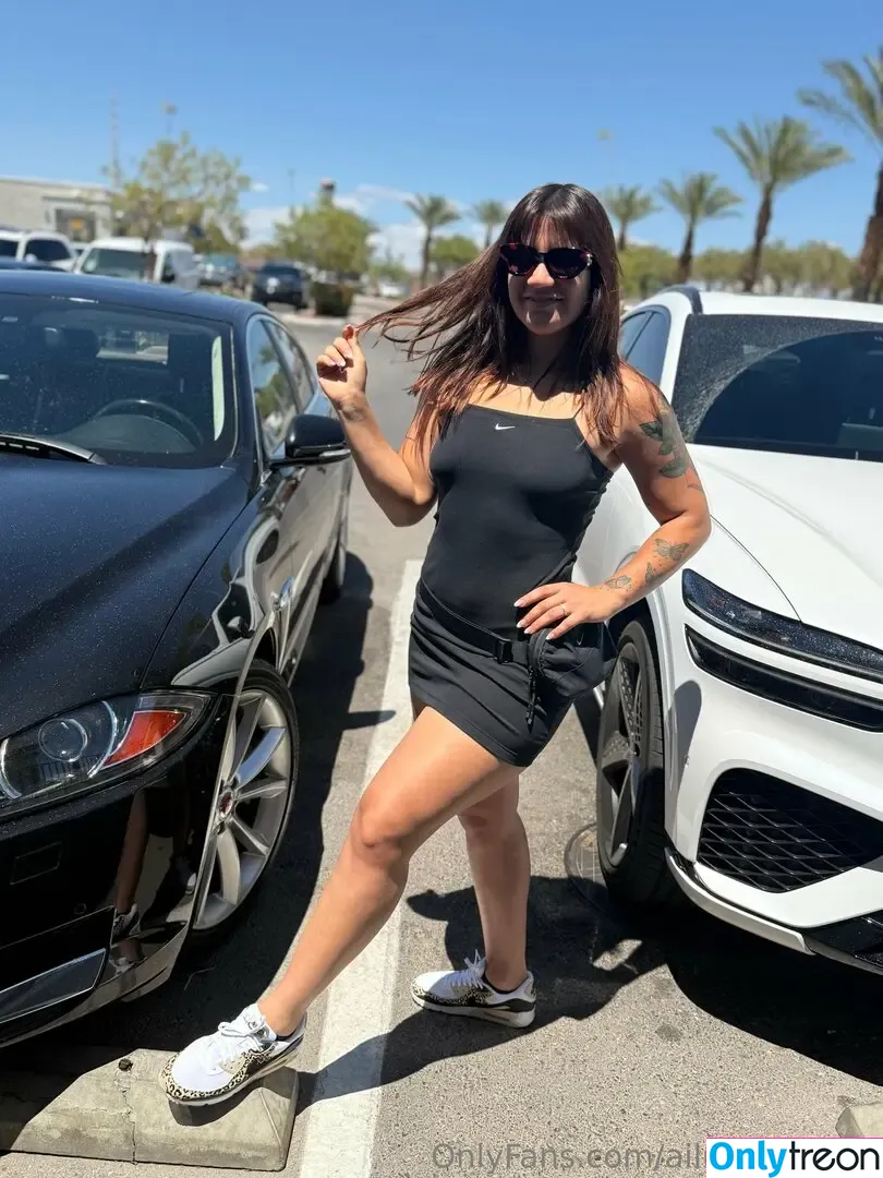 ailu.perez.ufc голая photo #0317 (ailinperezufc)