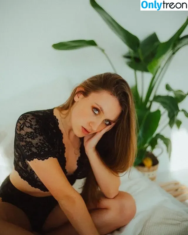 Aimée Pienschke nude photo #0042 (aimee_pienschke / collection)