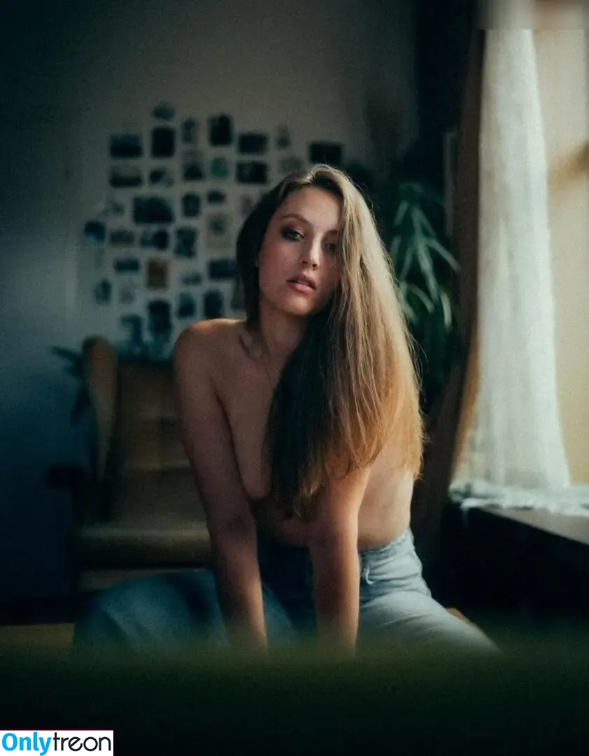 Aimée Pienschke nude photo #0058 (aimee_pienschke / collection)