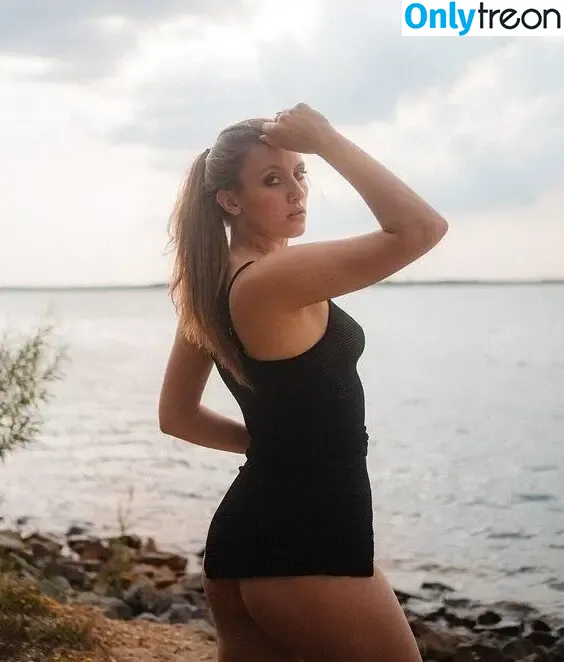 Aimée Pienschke nude photo #0061 (aimee_pienschke / collection)