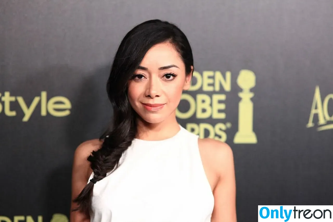 Aimee Garcia голая photo #0015 (aimeegarcia4realz / iamyanetgarcia)