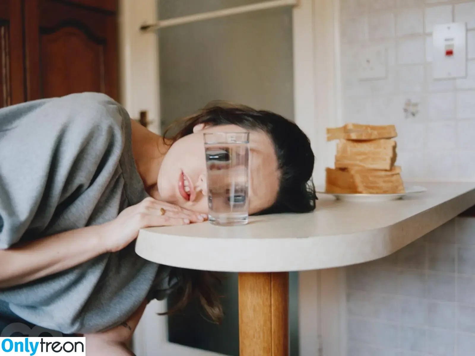 Aimee Lou Wood голая photo #0171 (aimeelouwood)