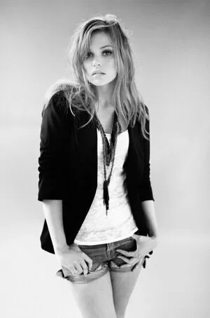 Aimee Richelle Teegarden / aimeeteegarden фото голая #0023