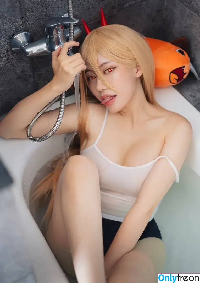Ain Nguyen nude photo #0526 (ainnguyen / i_aint_nguyen / iaintnguyen)
