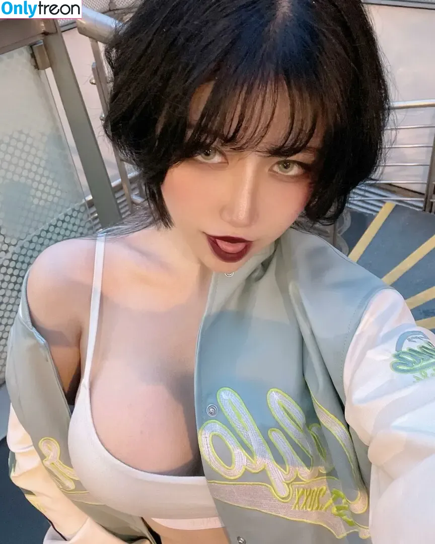 Ain Nguyen nude photo #0679 (ainnguyen / i_aint_nguyen / iaintnguyen)