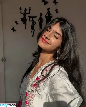 Aishwarya Harishankar / aishwaryaharishankar nude photo #0118