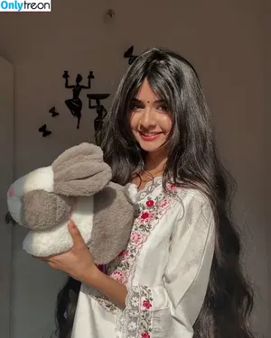 Aishwarya Harishankar / aishwaryaharishankar nude photo #0119