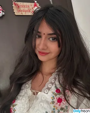 Aishwarya Harishankar / aishwaryaharishankar nude photo #0122