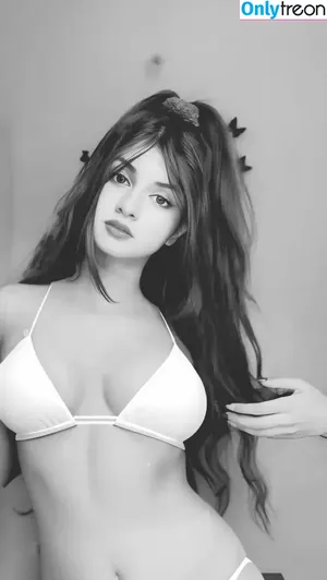Aishwarya Harishankar / aishwaryaharishankar nude photo #0160
