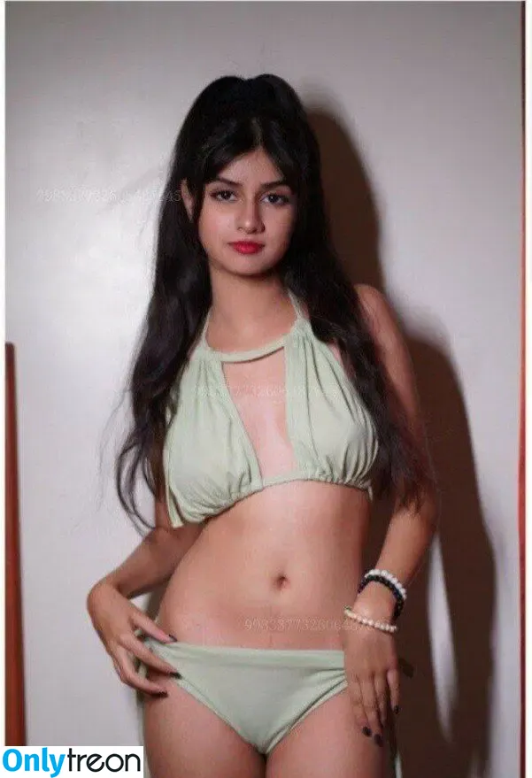 Aishwarya Harishankar nude photo #0051 (aishwaryaharishankar)