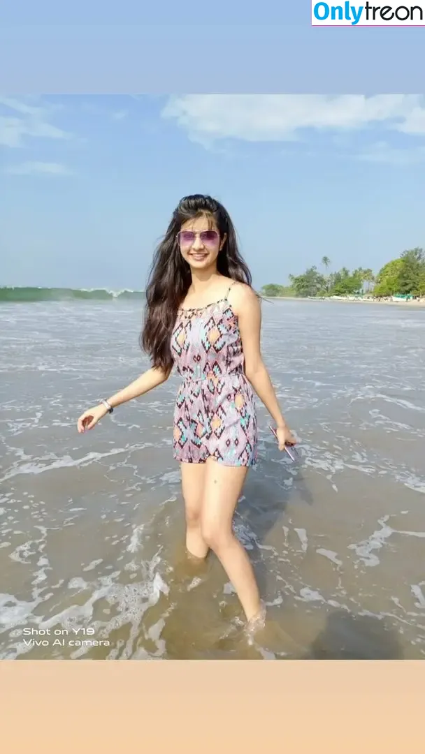 Aishwarya Harishankar nude photo #0079 (aishwaryaharishankar)