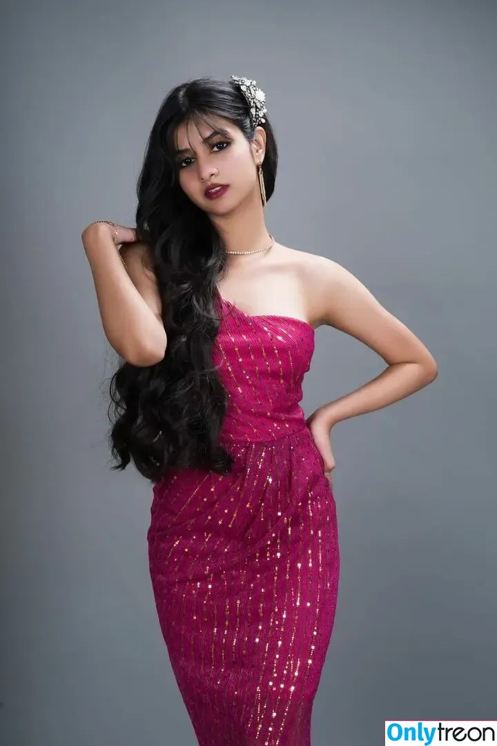 Aishwarya Harishankar nude photo #0107 (aishwaryaharishankar)