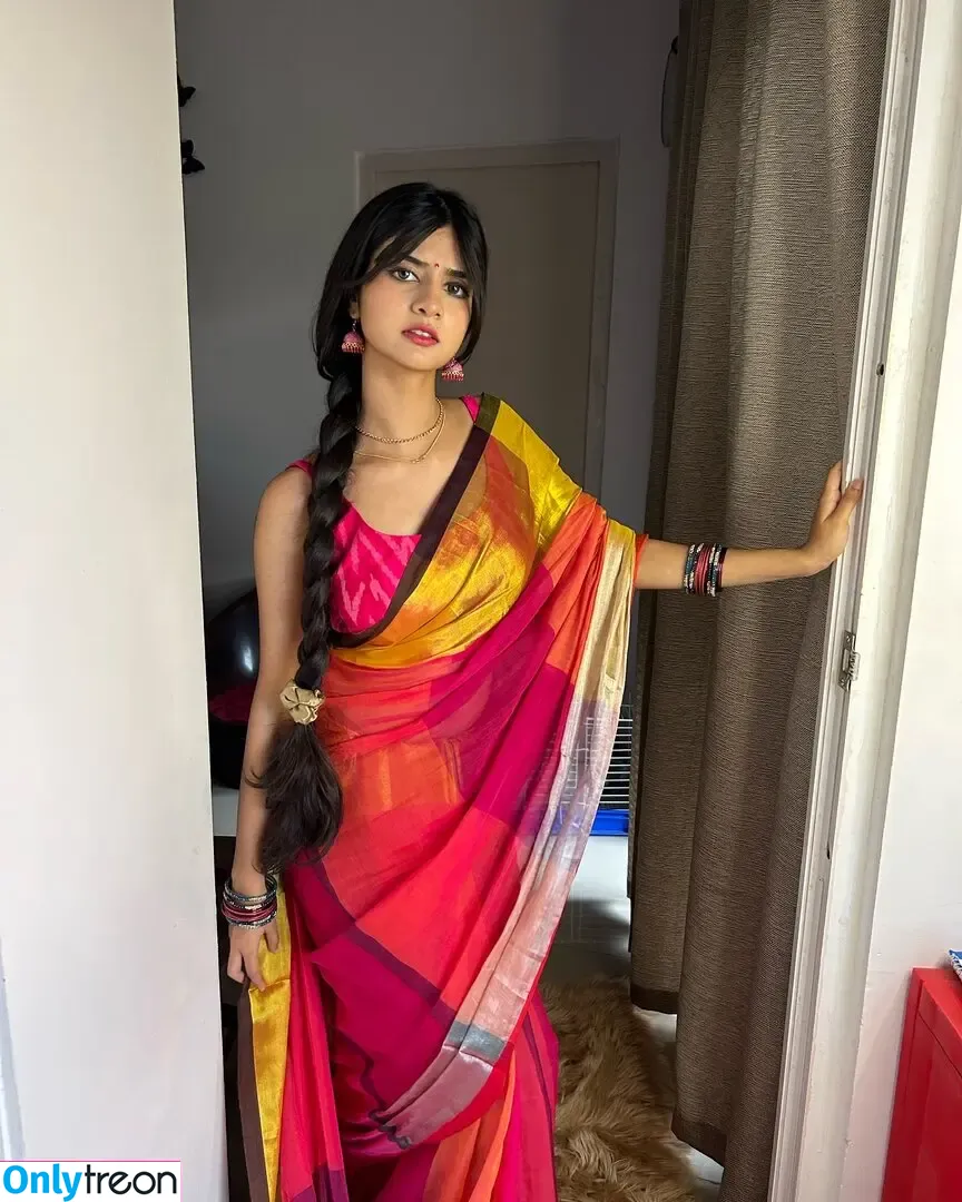 Aishwarya Harishankar nude photo #0112 (aishwaryaharishankar)