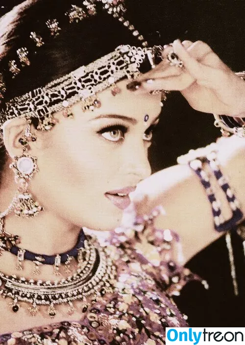 Aishwarya Rai голая photo #0026 (aishwaryaraibachchan_arb)