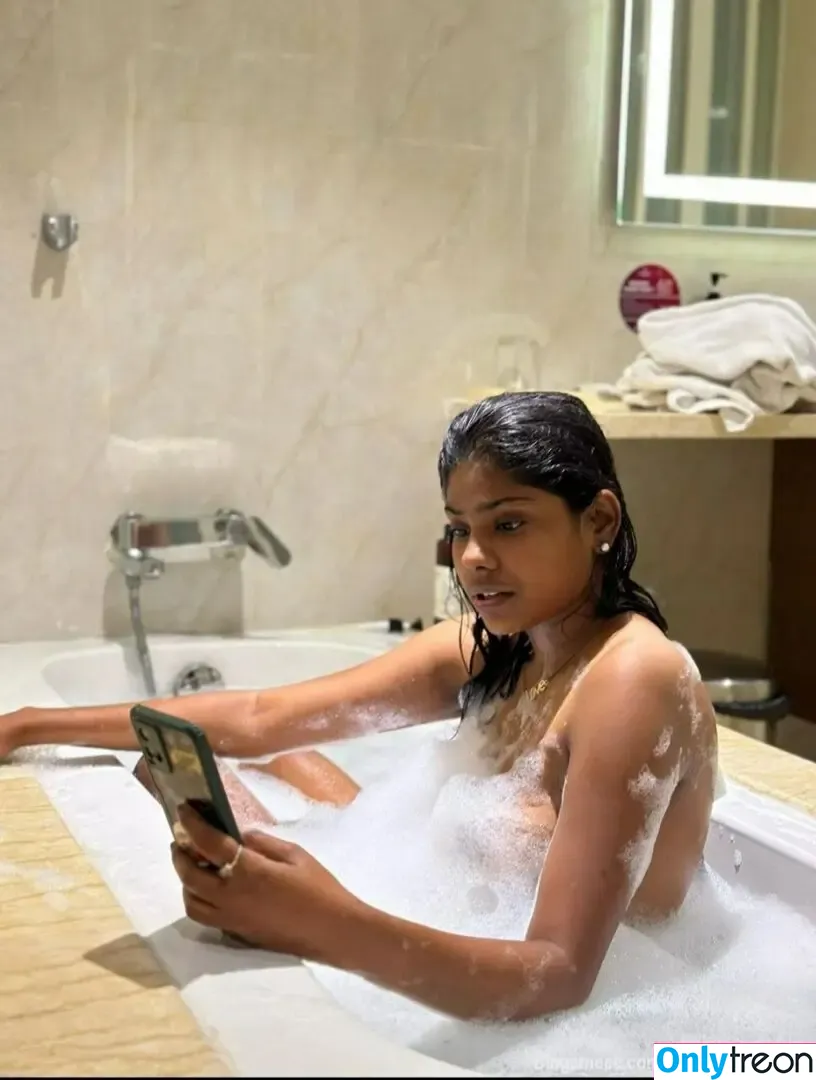 Aishwarya Vadivu nude photo #0045 (call_me_black_forest_aishu_143)