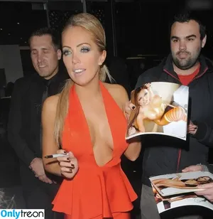 Aisleyne Horgan-Wallace / aisleyne1 nude photo #0636