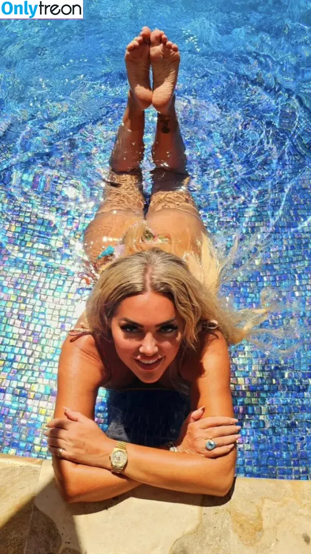 Aisleyne Horgan-Wallace nude photo #0607 (aisleyne1)