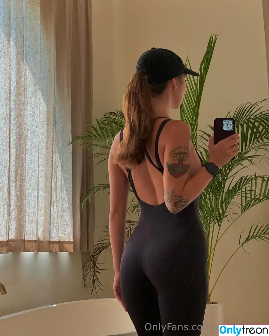 aisultanax nude photo #0057 (aisultanax)