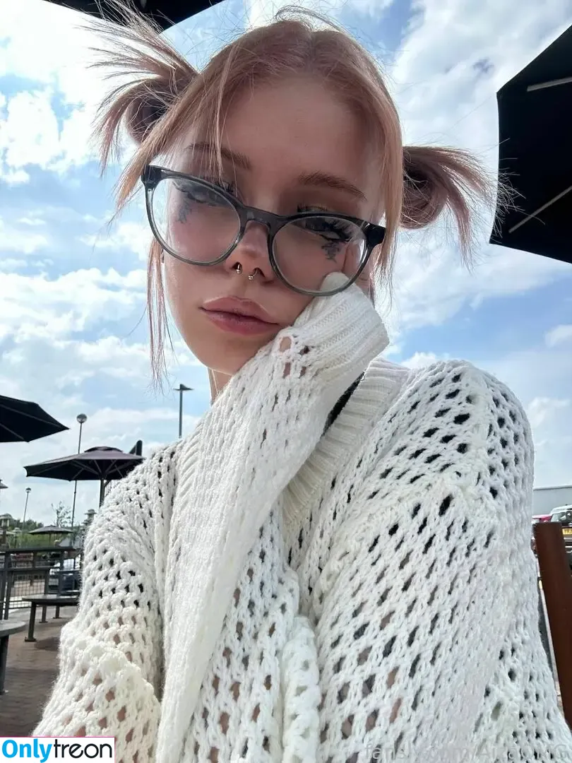 AizaOMG nude photo #0028 (AizaOMG)