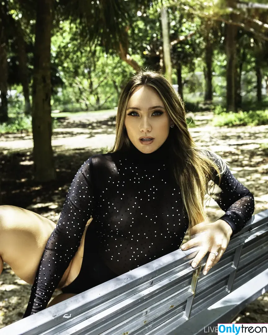 AJ Applegate nude photo #1958 (AJsApplebooty / ajapplegatelive / ajapplegatevip / realajapplegate)