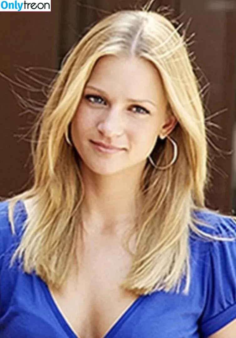 AJ Cook голая photo #0032 (Andrea Joy Cook / ajcook / ajcookofficial)