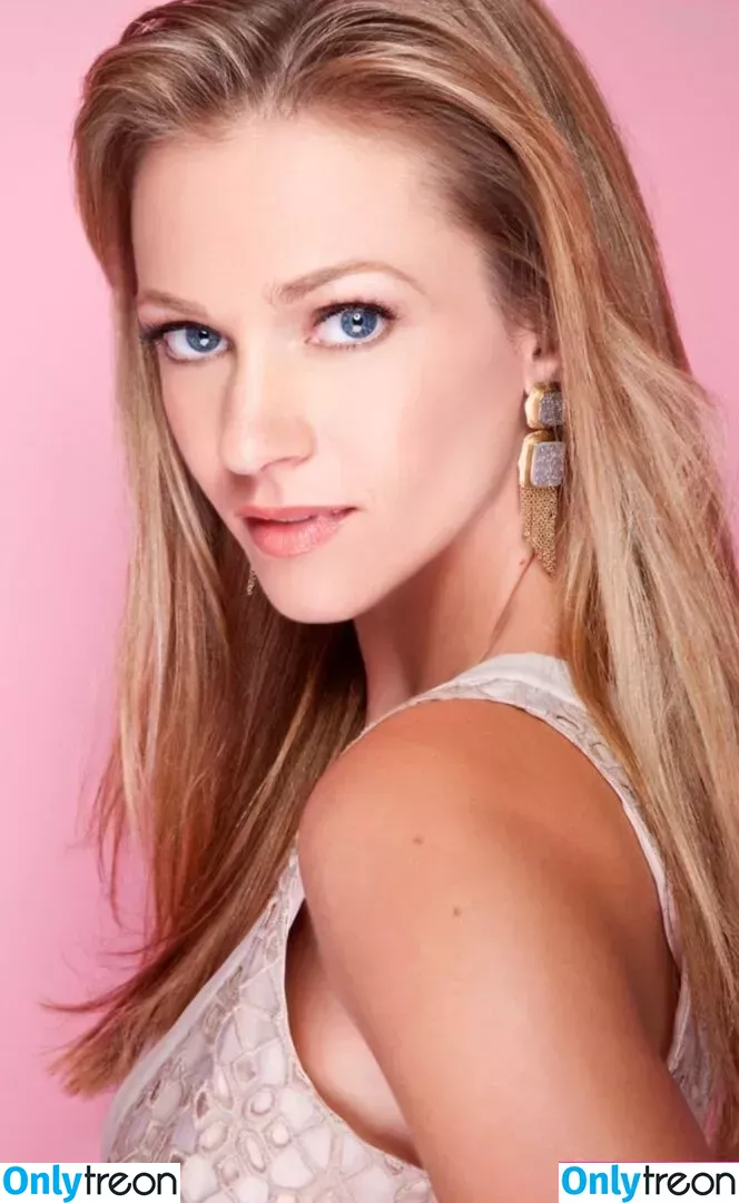 AJ Cook голая photo #0036 (Andrea Joy Cook / ajcook / ajcookofficial)