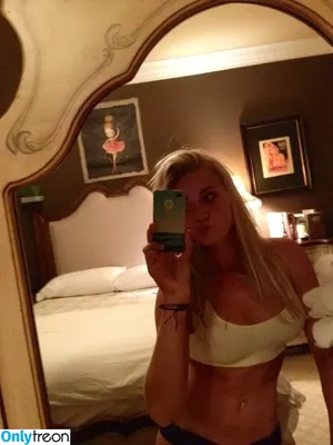 AJ Michalka / iamaj фото голая #0130