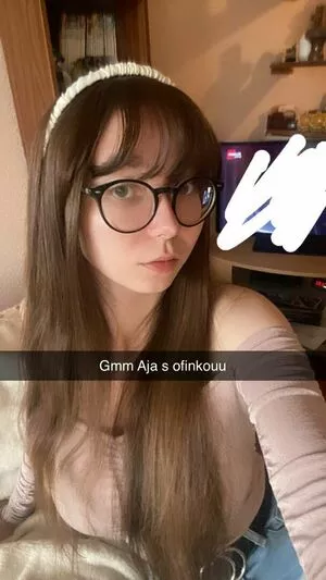 ajisek_k / ajinkaily / andulavyhrala / anuskatzz фото голая #0322