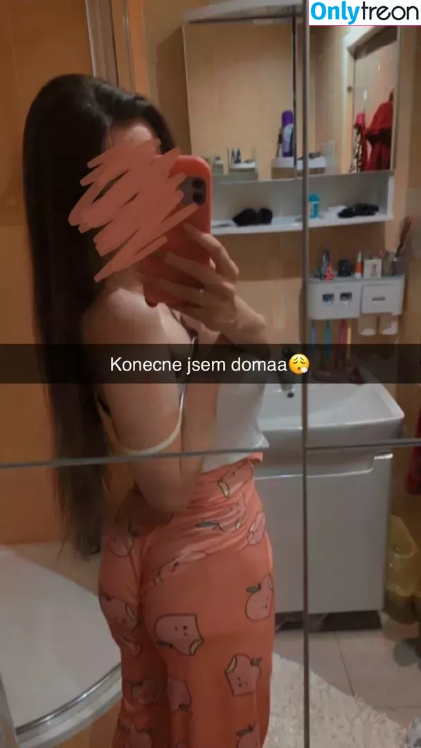 ajisek_k голая photo #0304 (ajinkaily / andulavyhrala / anuskatzz)