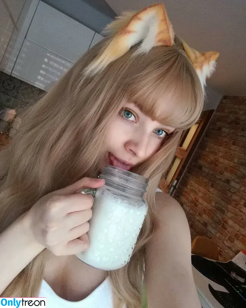 Akariia Cosplay nude photo #0225 (akariia_cosplay)