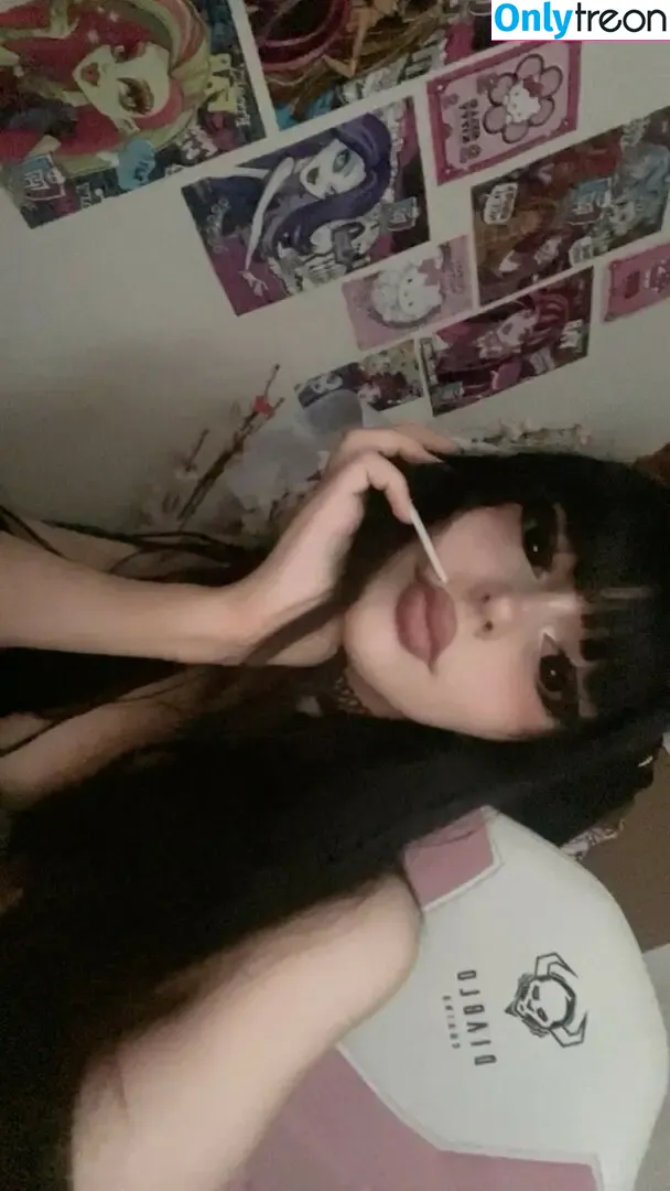 Akasukye nude photo #0004 (Akasukye)
