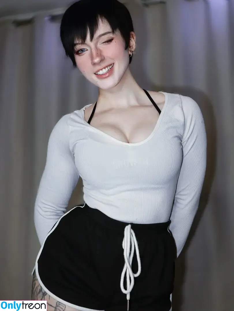 Akemy Sama nude photo #1181 (akemi101xoxo / akemy.sama)