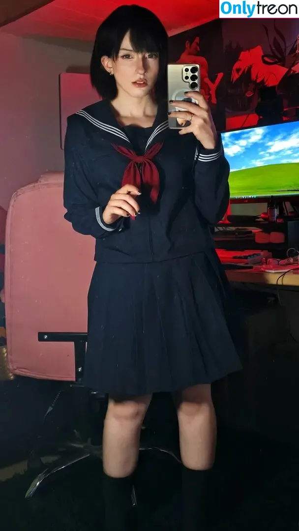 Akemy Sama голая photo #1288 (akemi101xoxo / akemy.sama)