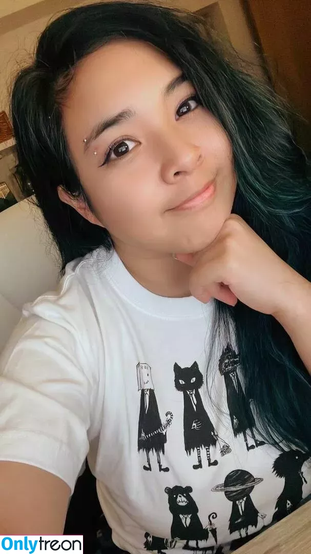 Akidearest nude photo #0060 (cutelilkitten)