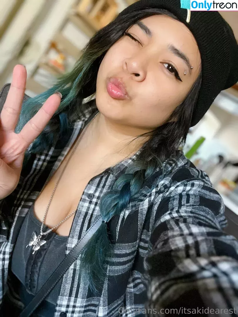 Akidearest nude photo #0091 (cutelilkitten)