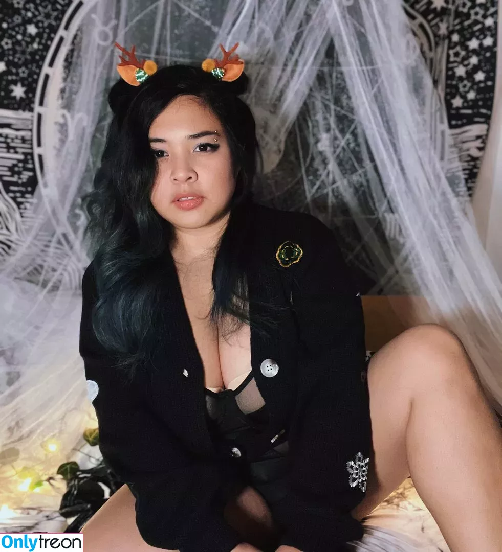 Akidearest nude photo #0093 (cutelilkitten)
