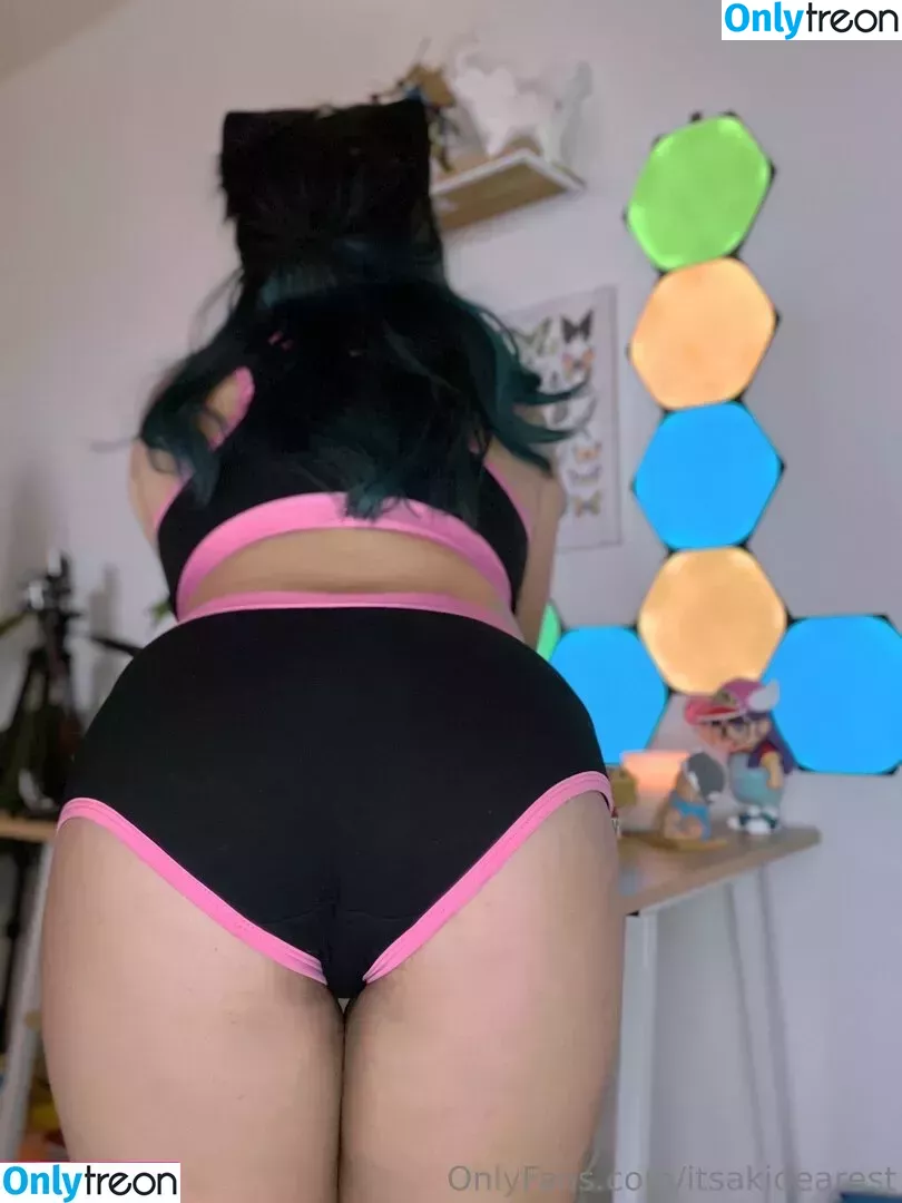 Akidearest nude photo #0227 (cutelilkitten)