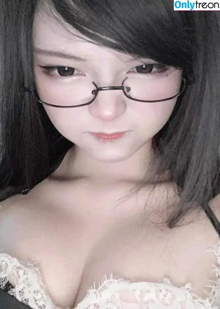 Akihira nude photo #0117 (akihirx / akiraakira9u9 / xkihira)