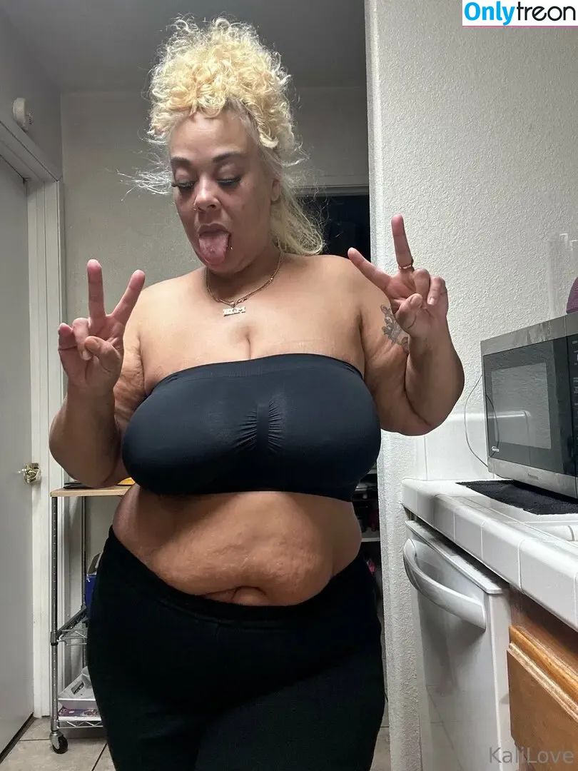 akiliahightower32 nude photo #0002 (kalilove_420)