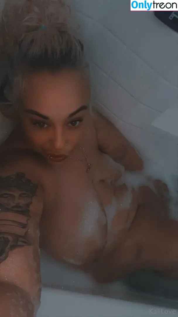akiliahightower32 nude photo #0017 (kalilove_420)