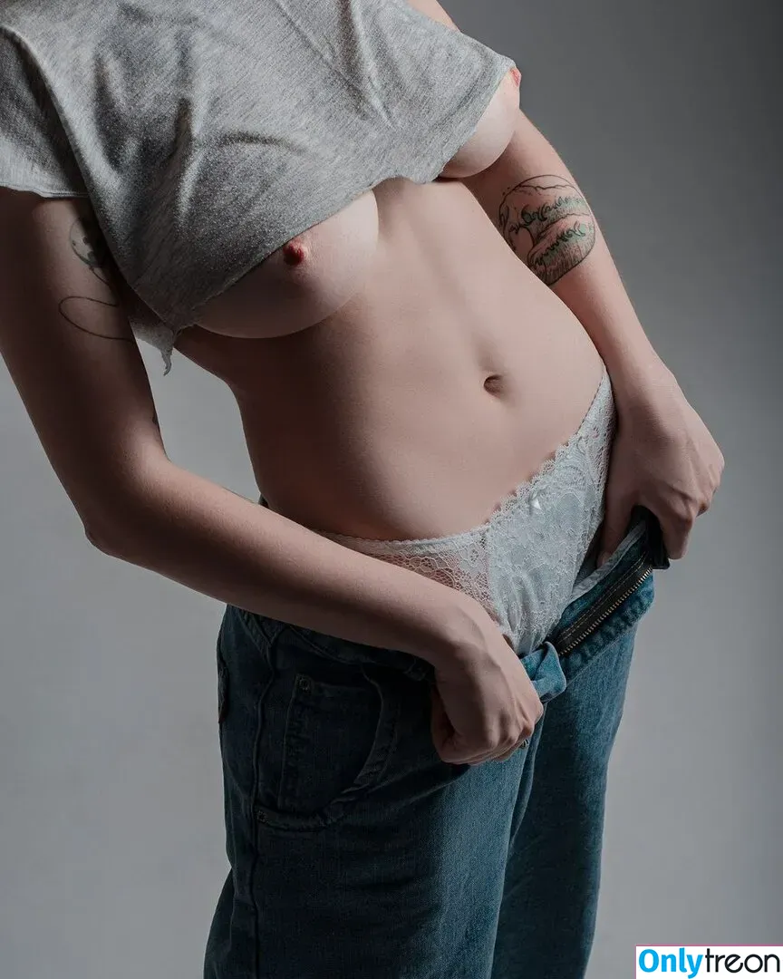 Aksinya_carrot голая photo #0053 (Ксения Антропова)
